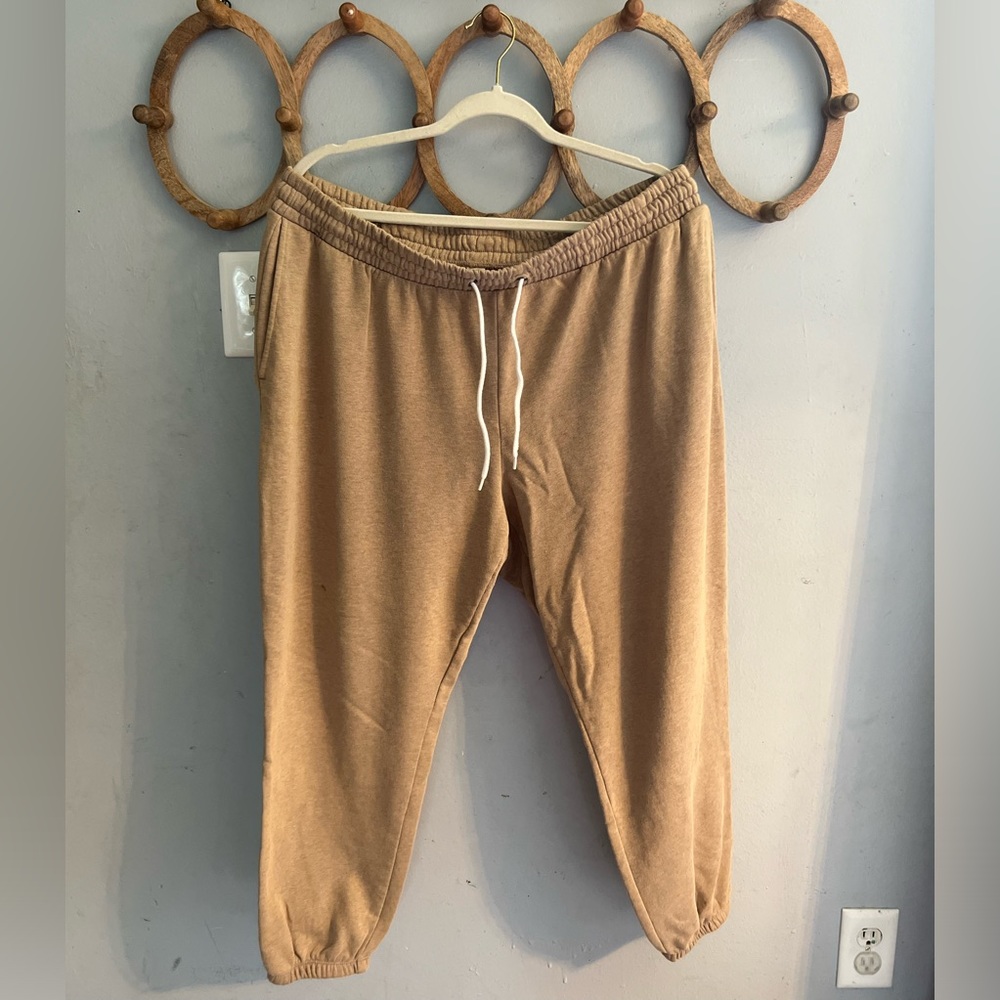 Women’s sweatpants